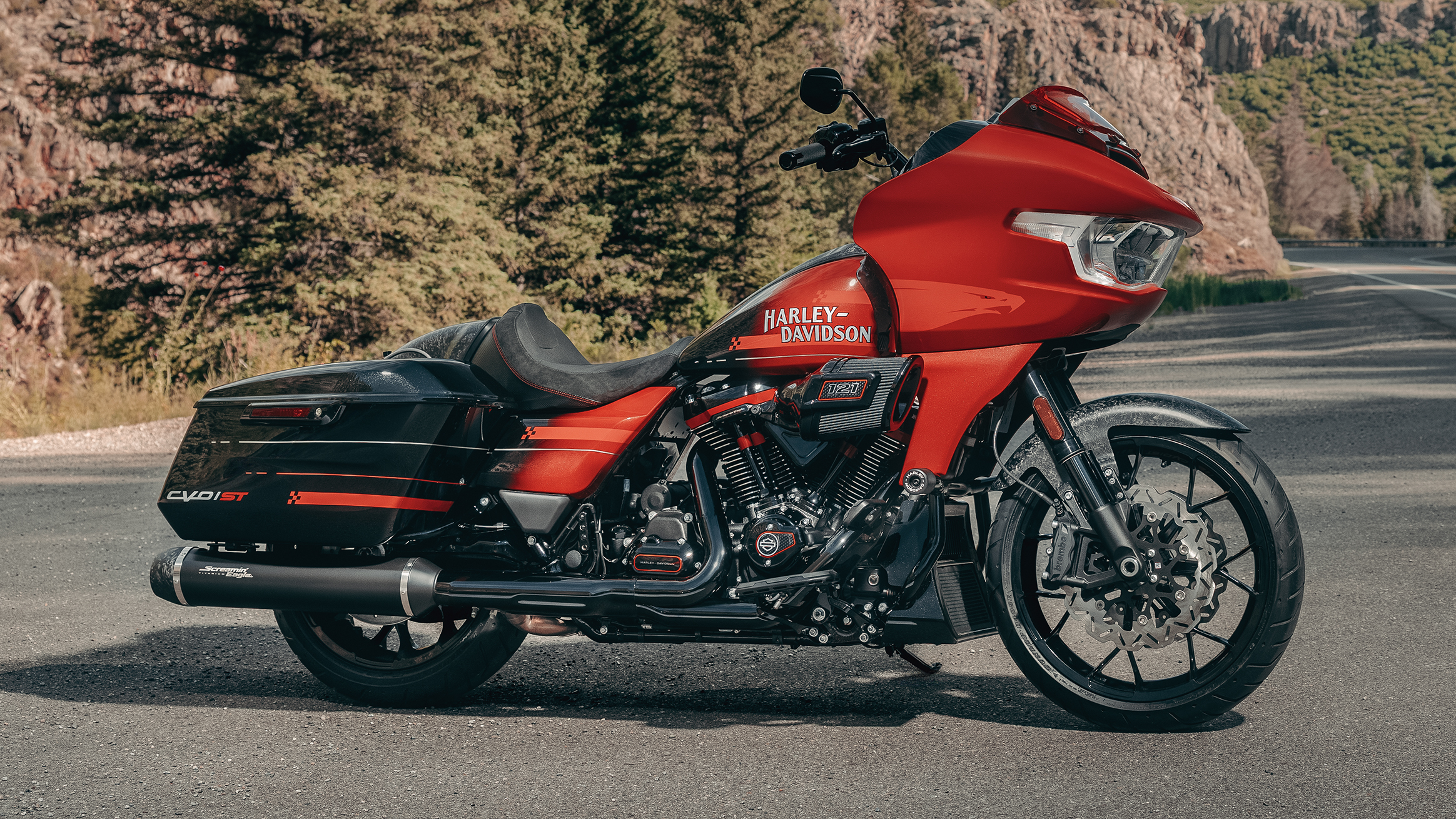 2026-cvo-road-glide-st-beauty-ls-1