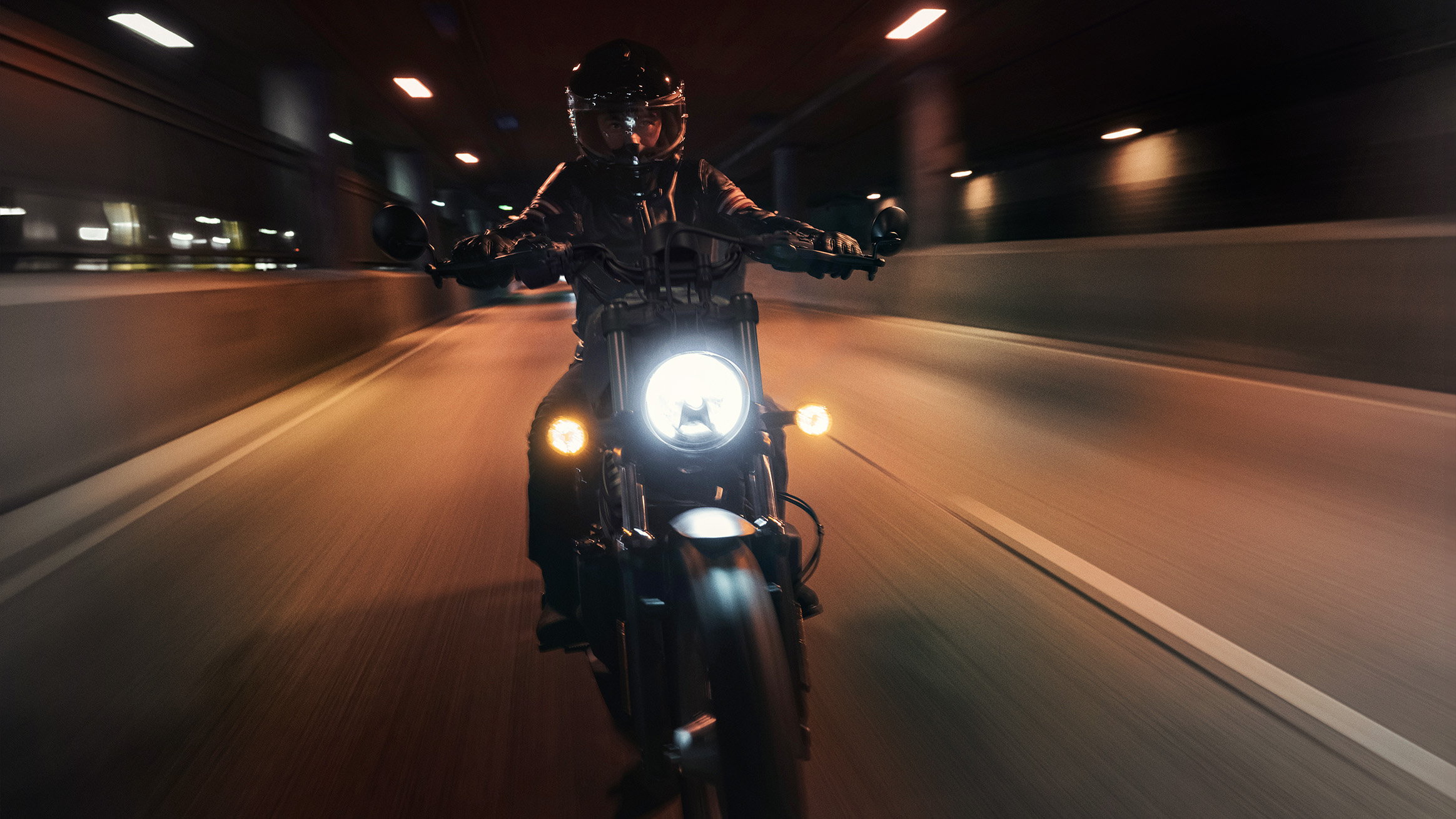 2026-nightster-riding-ls-2