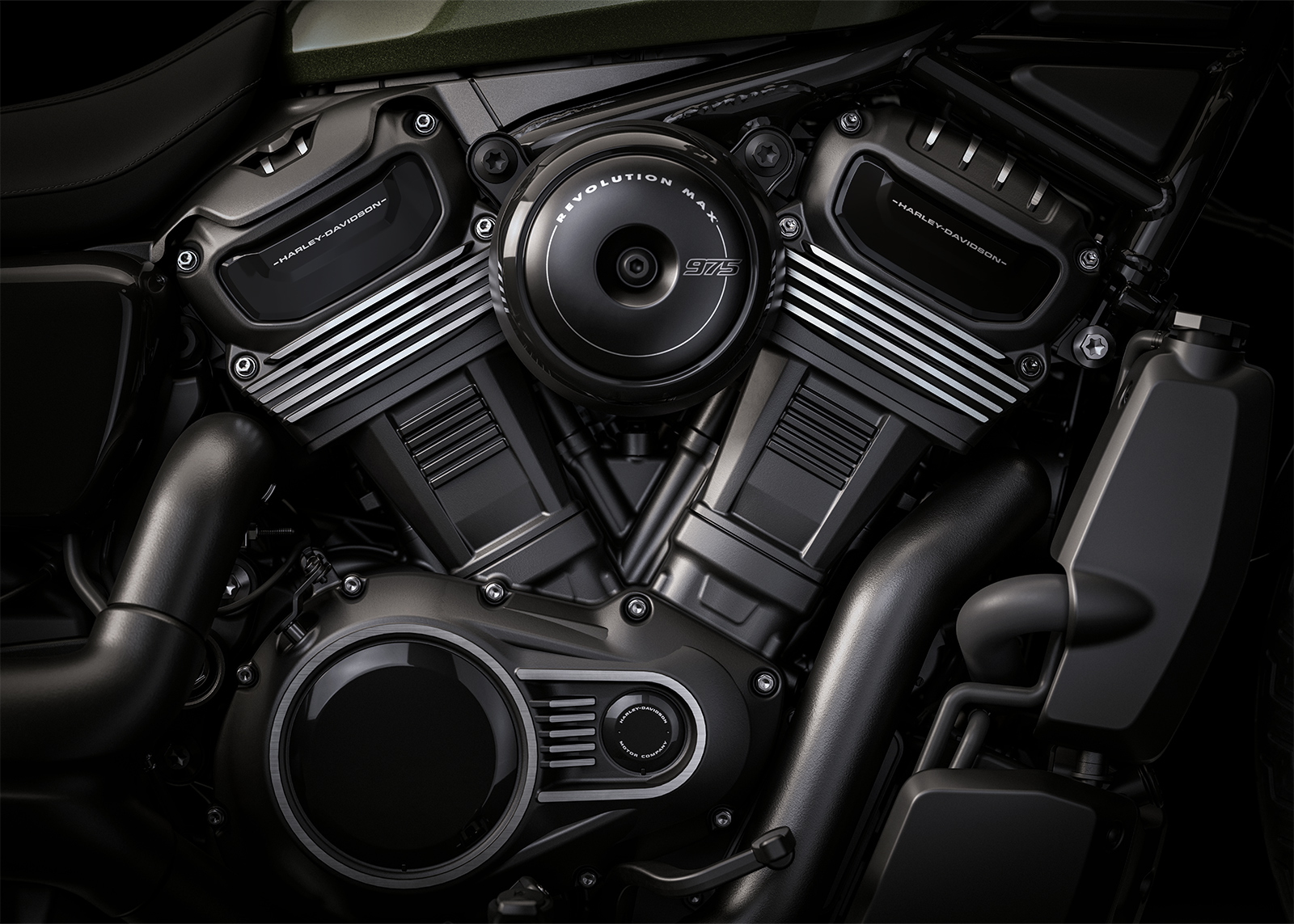 2026-nightster-special-beauty-blacked-out-ls