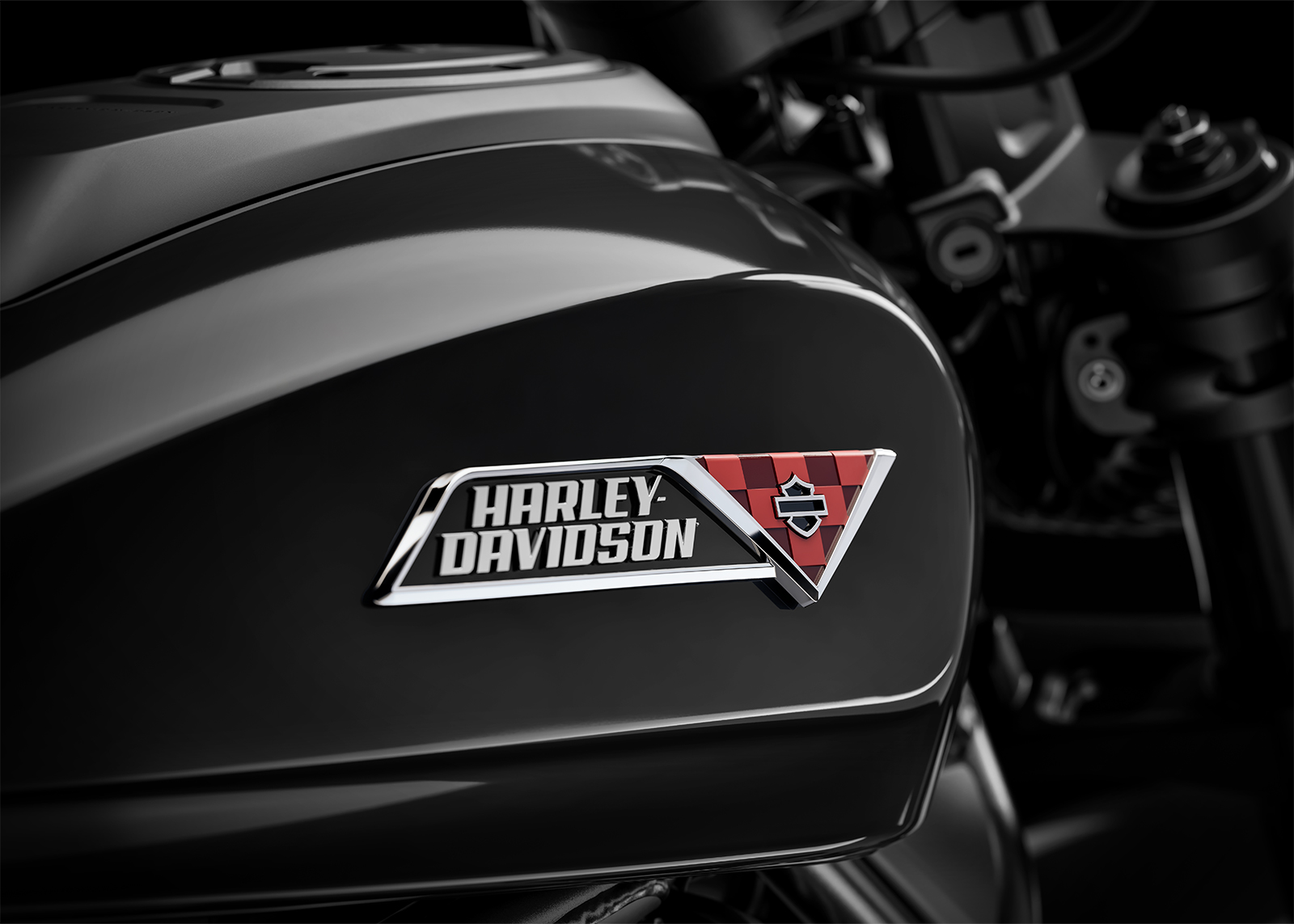 2026-sportster-s-beauty-tank-ls